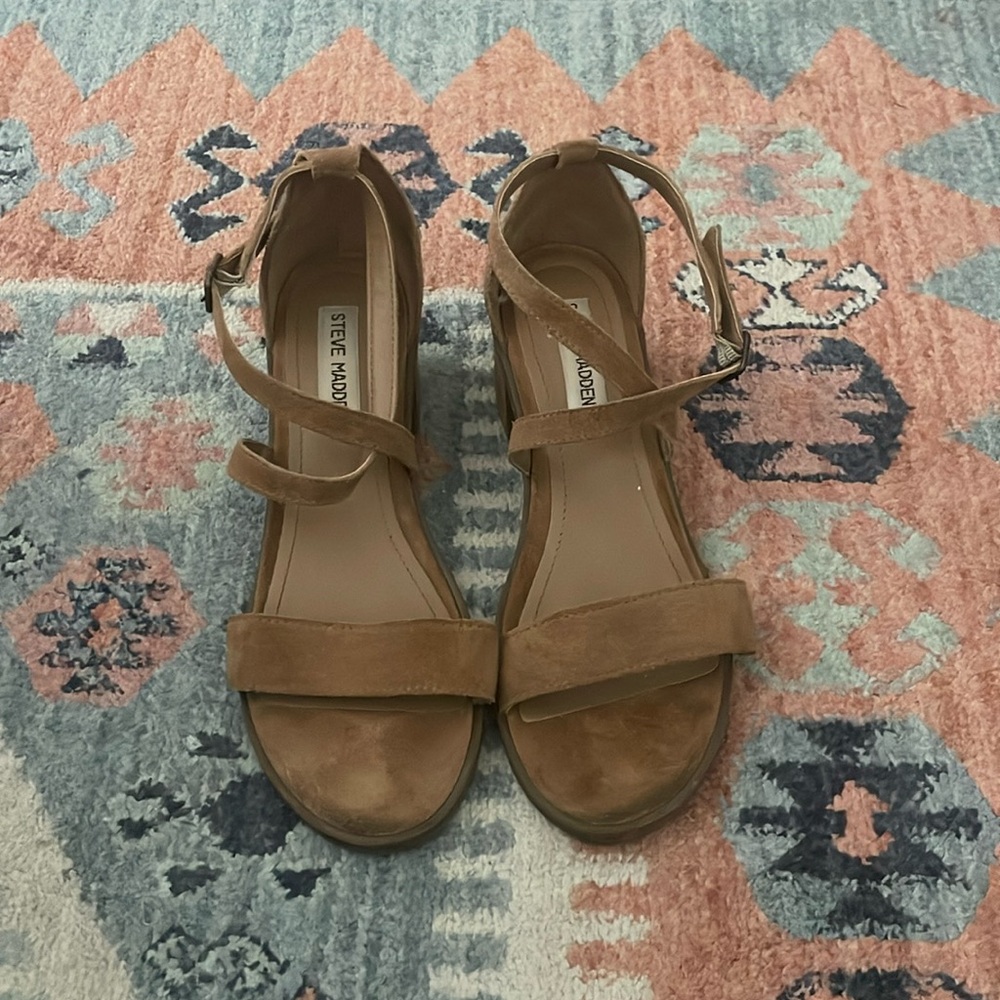 Steve Madden Tan Suede Block Heel Sandals - W7.5
